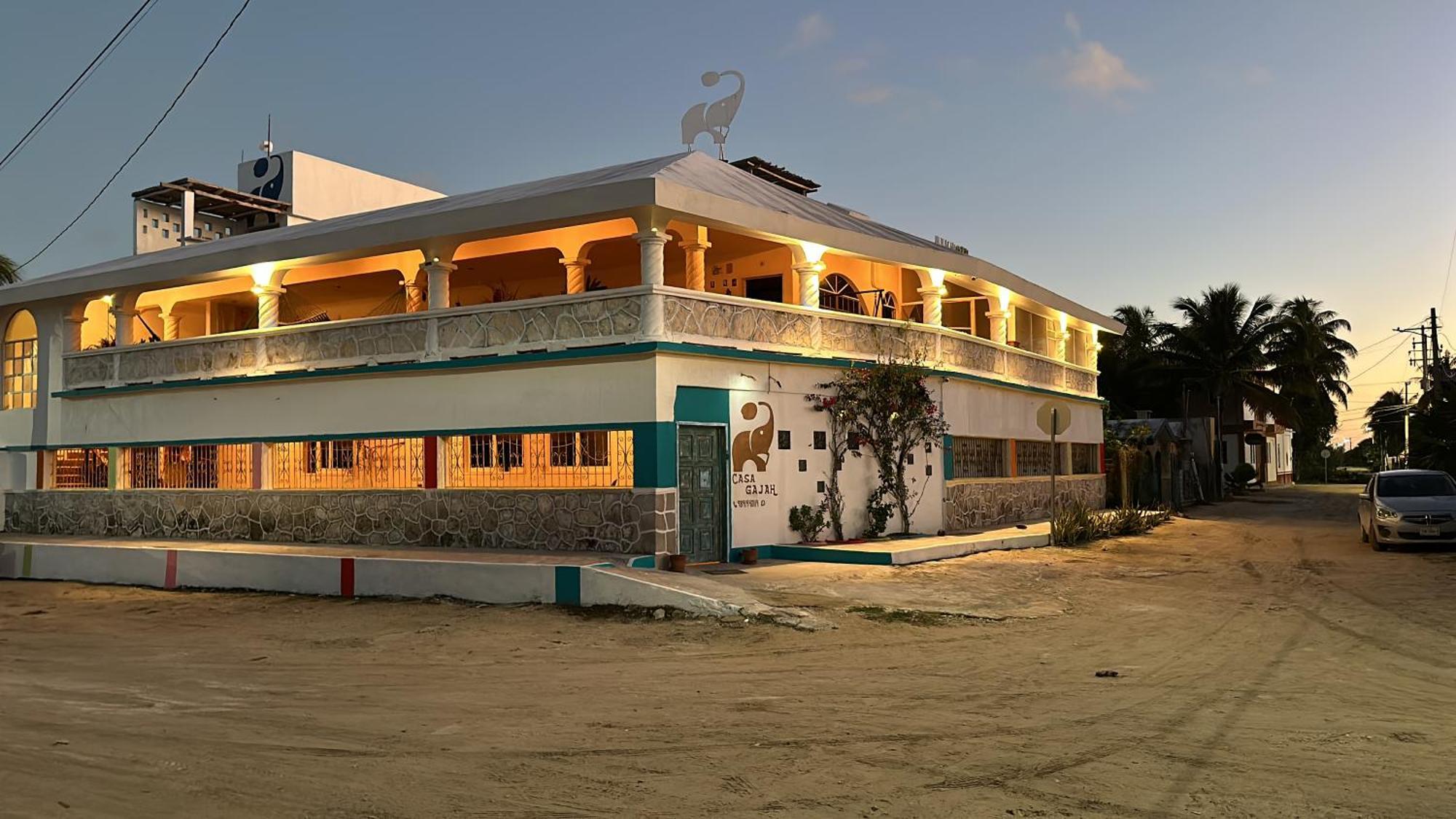 Casa Gajah Hotel Cuyo Eksteriør billede