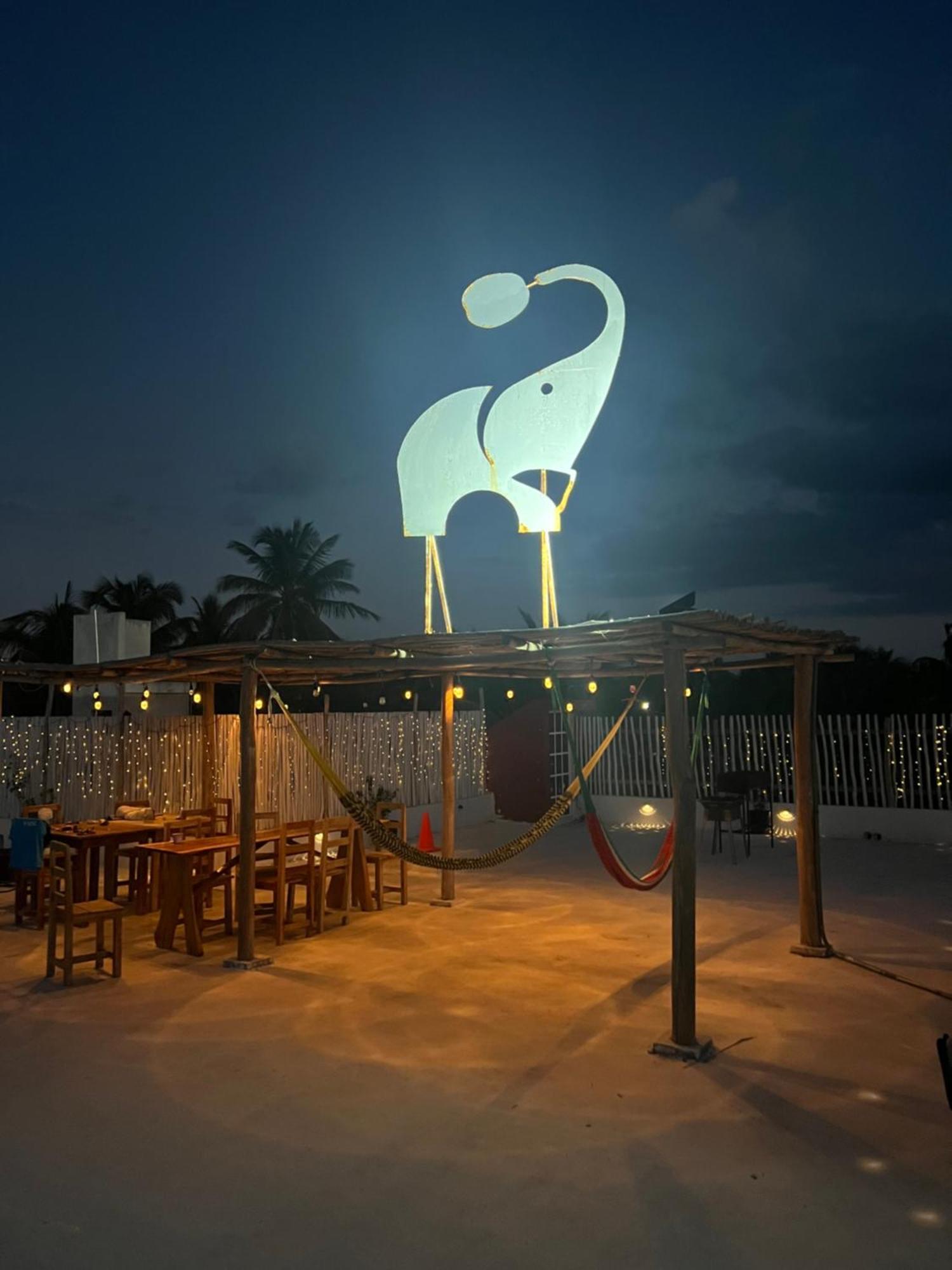 Casa Gajah Hotel Cuyo Eksteriør billede